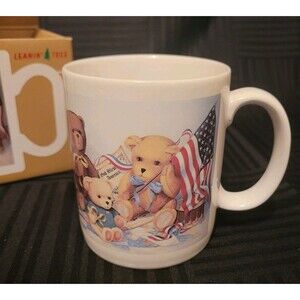 Leanin Tree Coffee Mug MGR 91 Teddy Bears USA Flag Donna Richardson 1992
